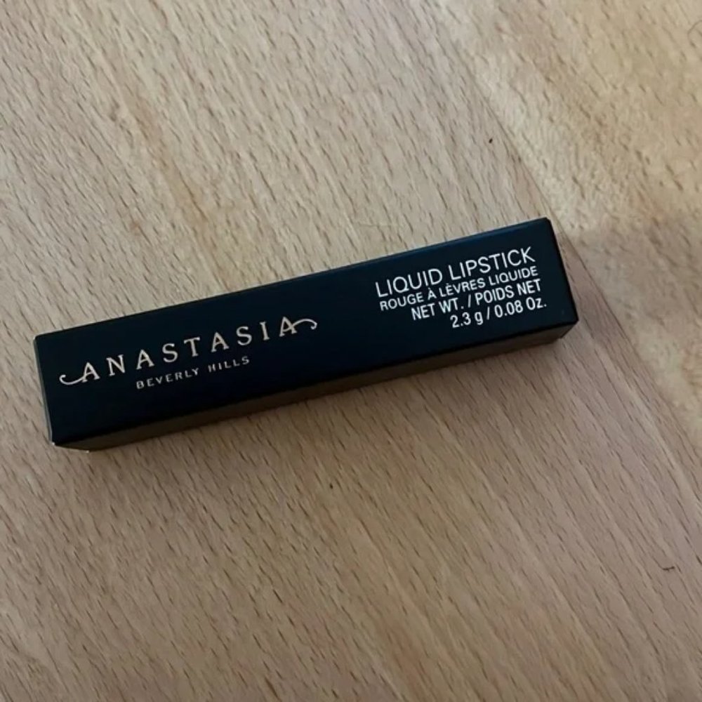 Anastasia Beverly Hills Liquid Lipstick in Crush